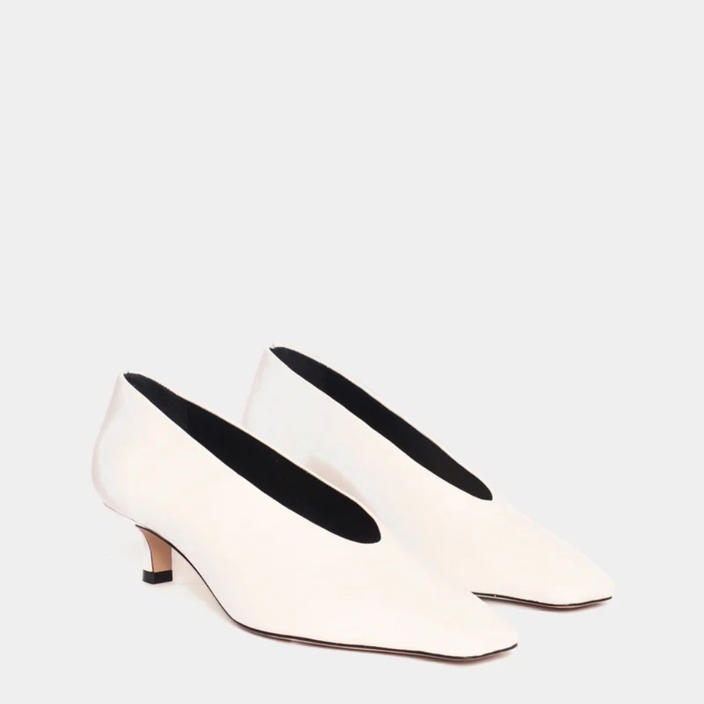 MAGUIRE Mariana Cream Pump, 38 NIB